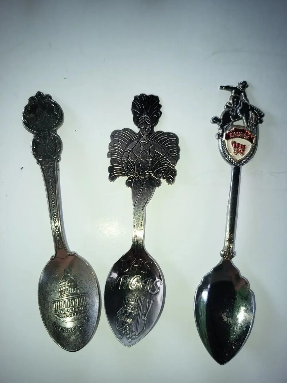 Souvenir Collectible Spoons Set of 3 Paris & Crest Design Silver Metal